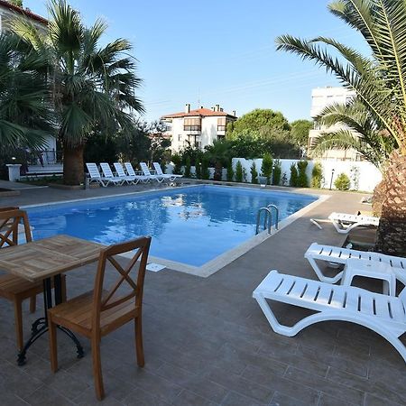 Uzunhan Hotel Ayvalı Buitenkant foto