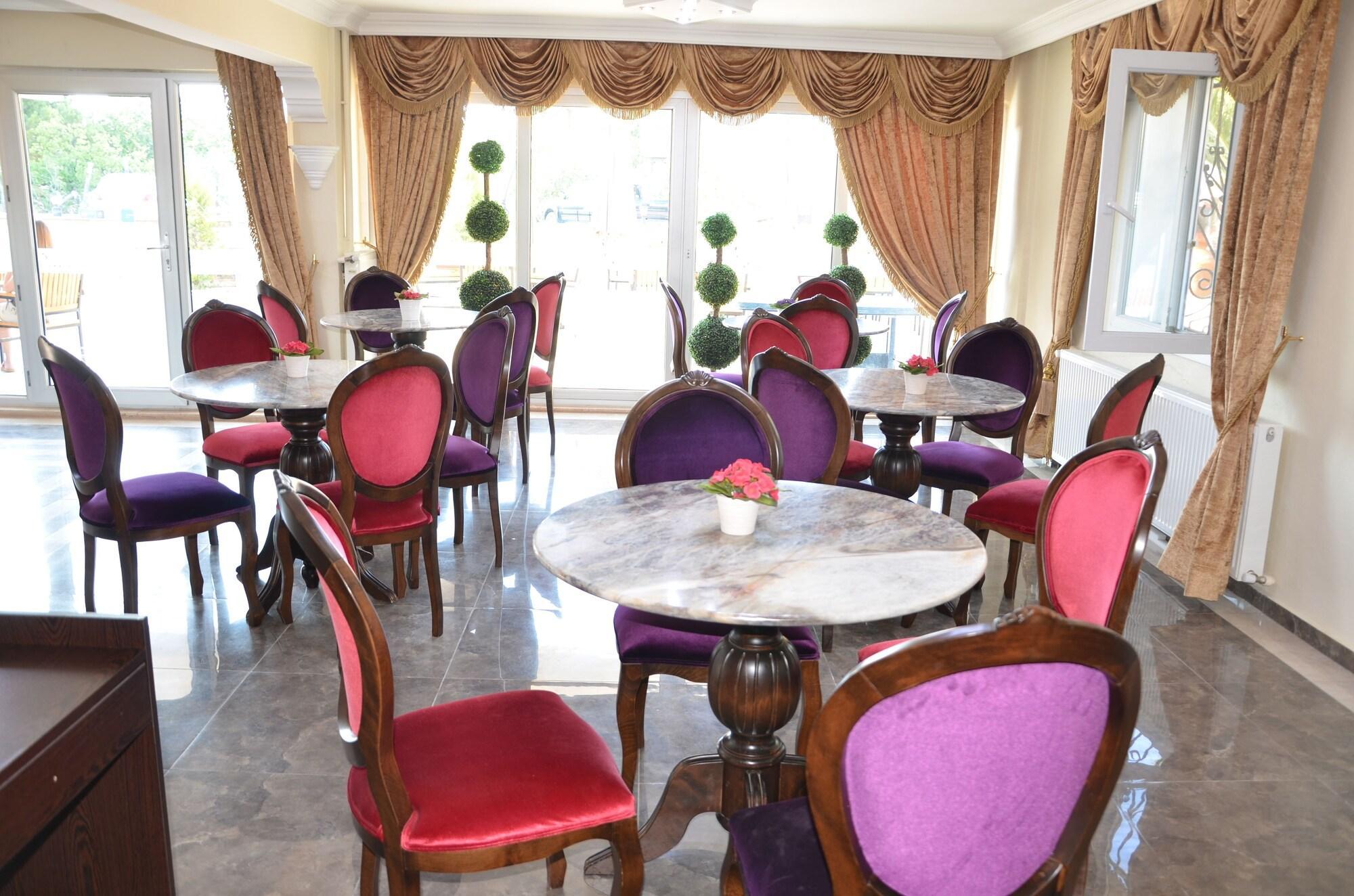 Uzunhan Hotel Ayvalı Buitenkant foto