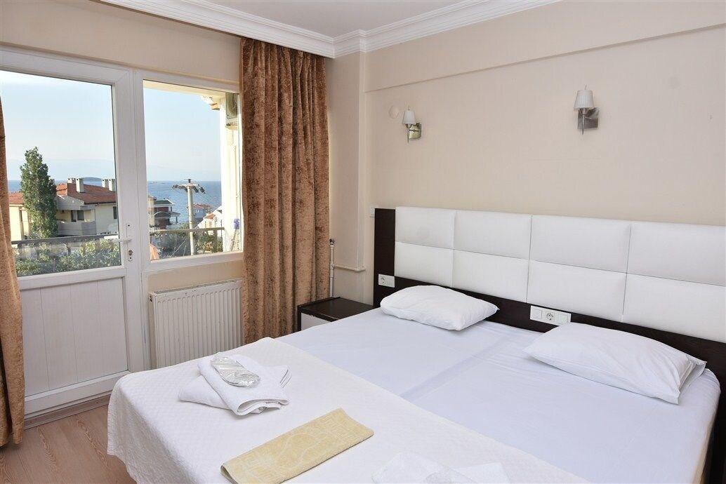 Uzunhan Hotel Ayvalı Buitenkant foto