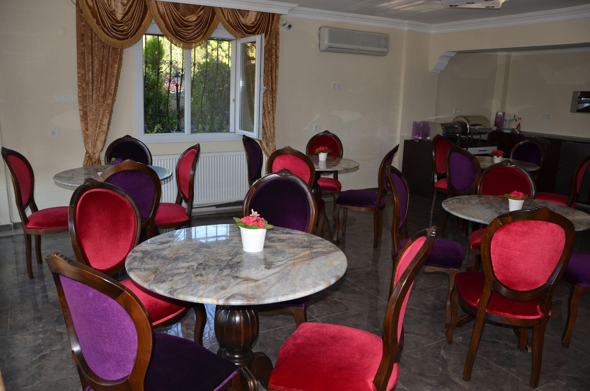Uzunhan Hotel Ayvalı Buitenkant foto