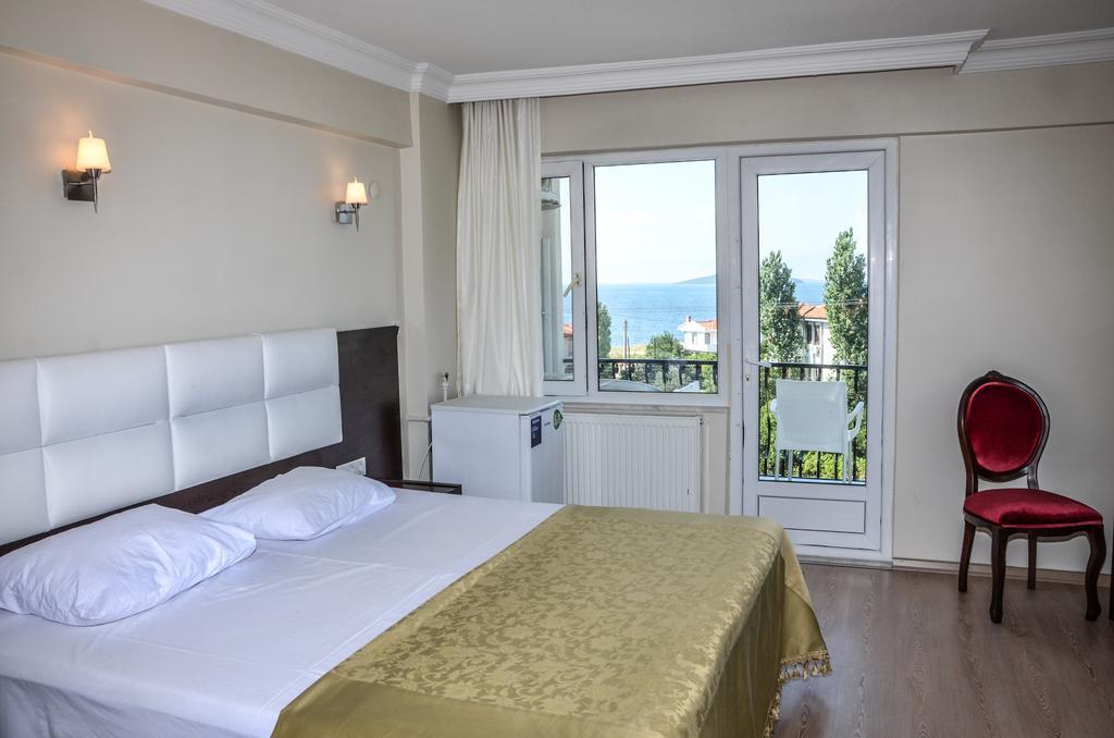 Uzunhan Hotel Ayvalı Buitenkant foto