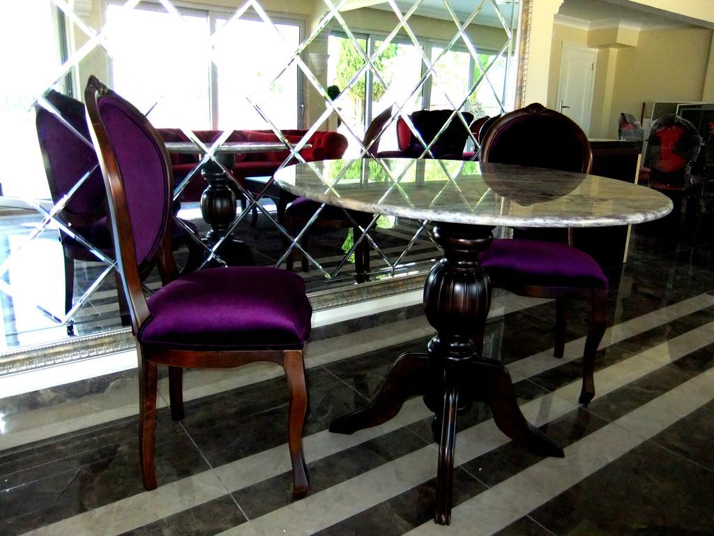 Uzunhan Hotel Ayvalı Buitenkant foto