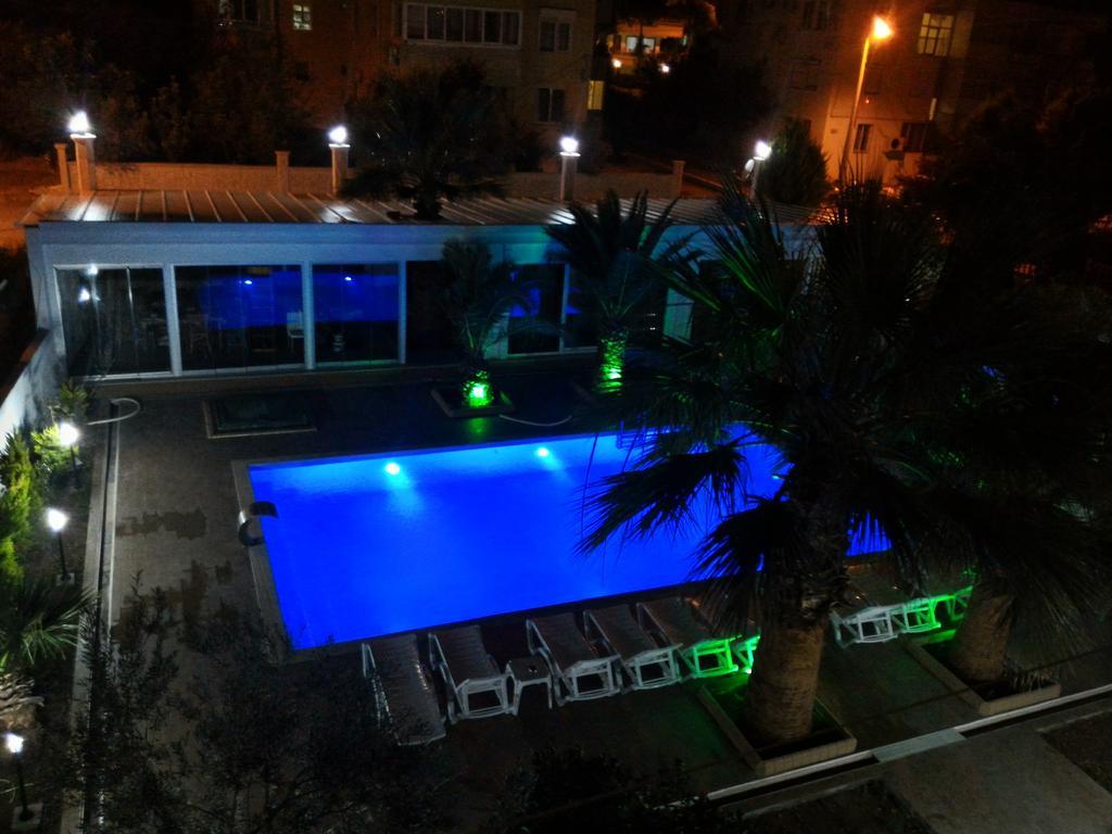 Uzunhan Hotel Ayvalı Buitenkant foto