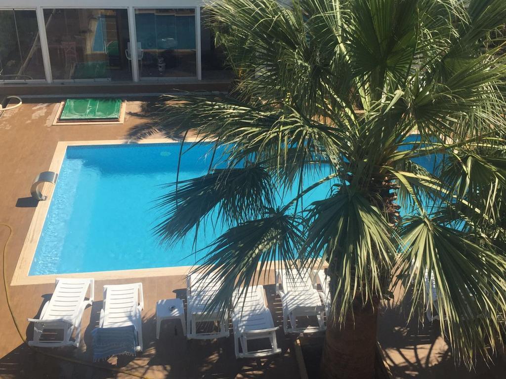 Uzunhan Hotel Ayvalı Buitenkant foto