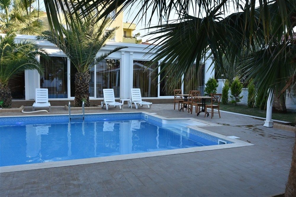 Uzunhan Hotel Ayvalı Buitenkant foto