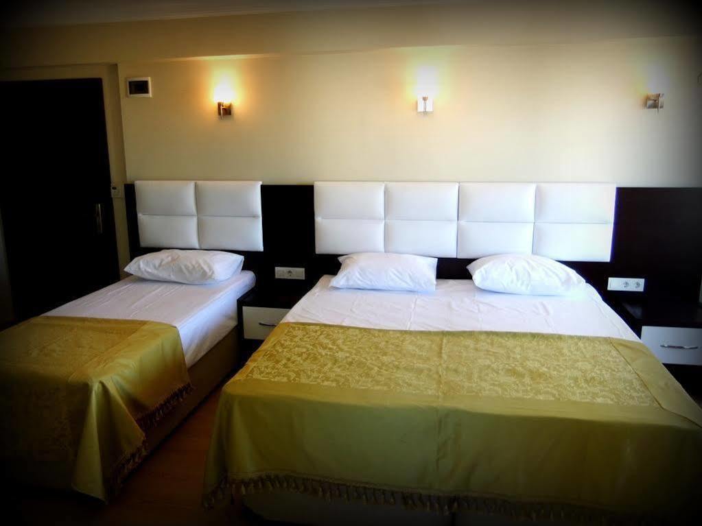 Uzunhan Hotel Ayvalı Buitenkant foto