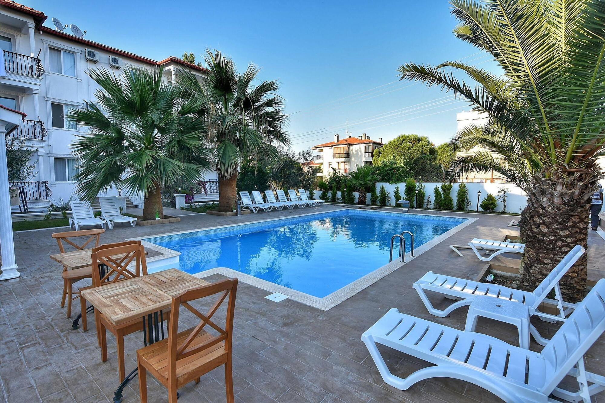 Uzunhan Hotel Ayvalı Buitenkant foto